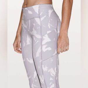 Lululemon Speed Up Tight 28" *Full-On Luxtreme Flower Pop White Silver Lilac